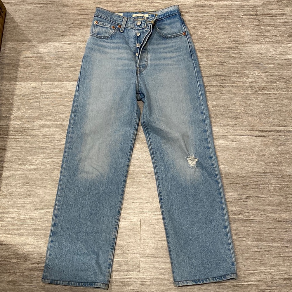 Levi’s Ribcage Straight Jeans